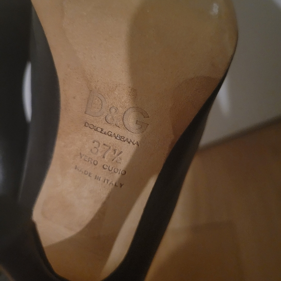 Dolce and Gabbana stilettos - Picture 5 of 5